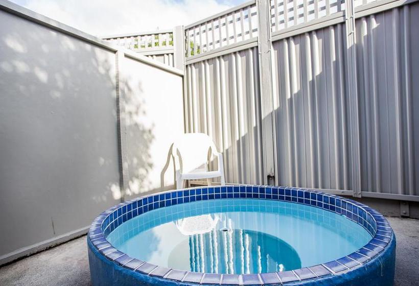 Motel Bennetts Thermal Pools Motor Inn 11