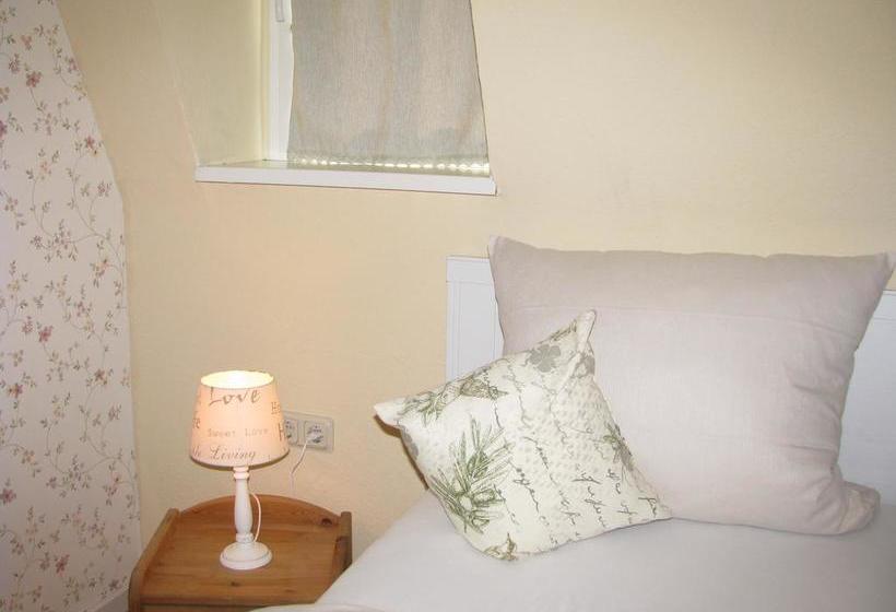 Kräuterhotel Villa Vontenie 16