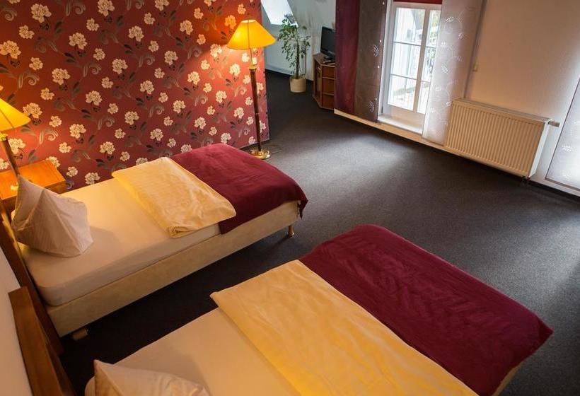 Bed & Breakfast Internat Schloss Spiegelberg 3