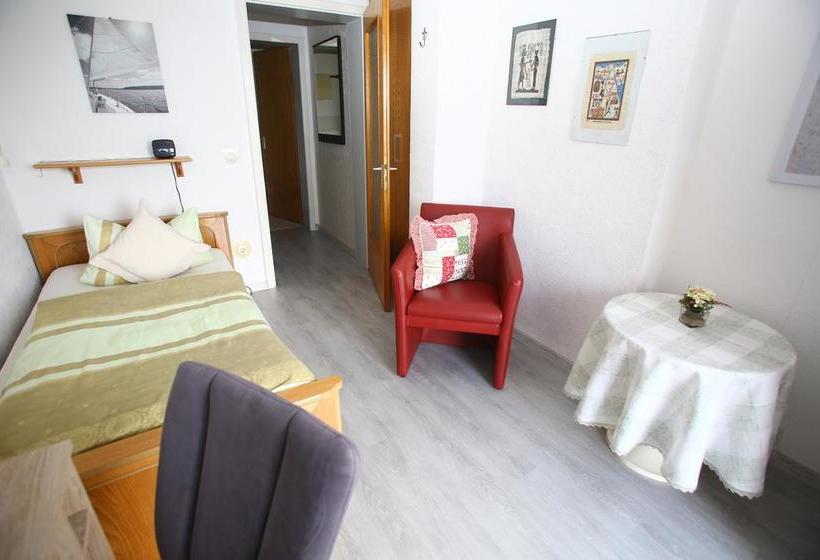 Hotel Pension Weinberg Mit Landhaus Nizza 11