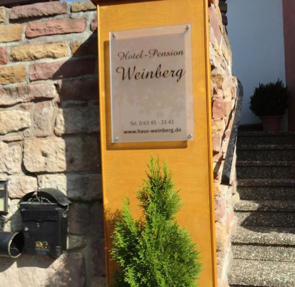 Hotel Pension Weinberg Mit Landhaus Nizza 18