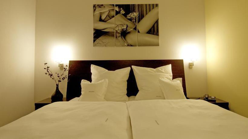 Altstadthotel Guesthouse Die Galerie 15