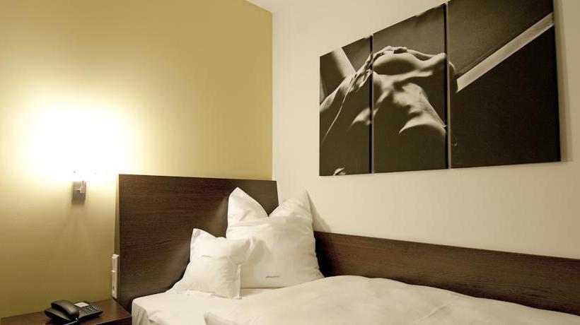 Altstadthotel Guesthouse Die Galerie 16