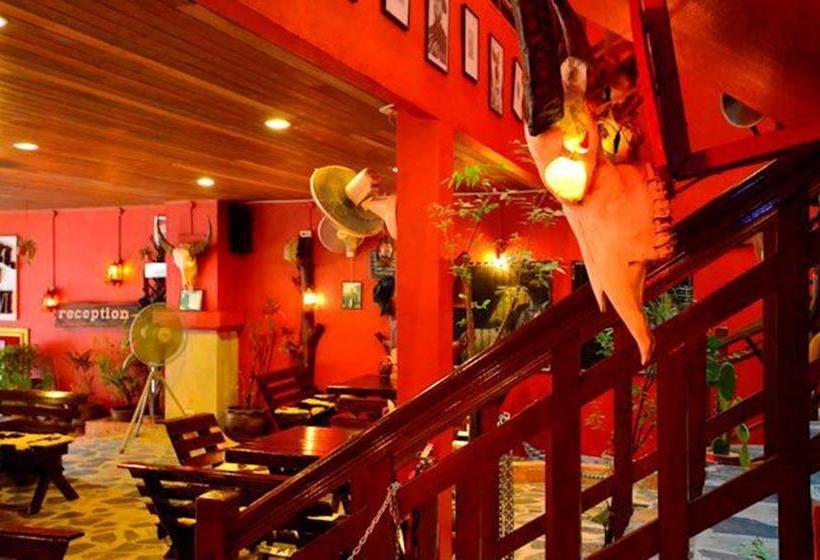 Buffalo Bill Hotel Koh Chang 10