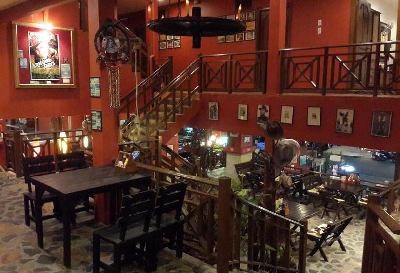 Buffalo Bill Hotel Koh Chang 16