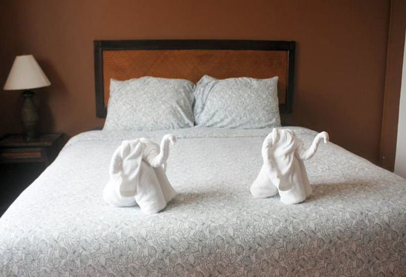 Buffalo Bill Hotel Koh Chang 20