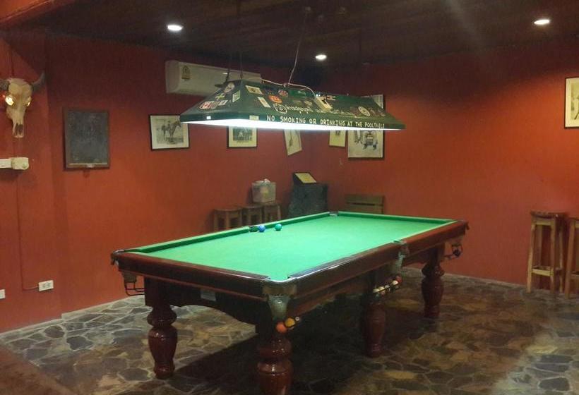 Buffalo Bill Hotel Koh Chang 8