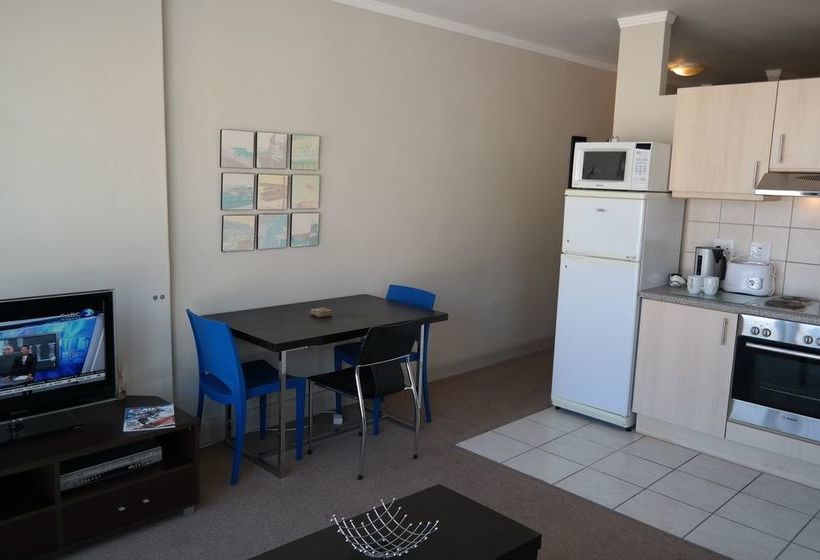 Four Seasons Apartments 6