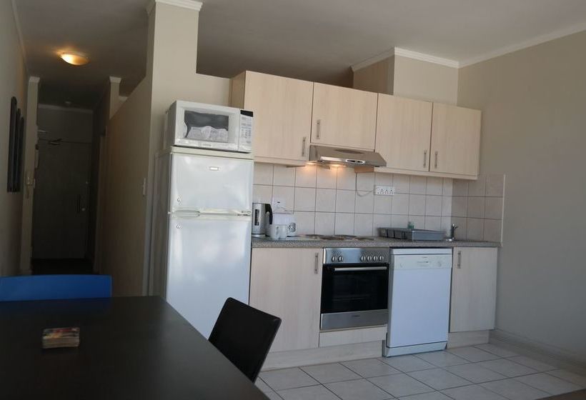 Four Seasons Apartments 8