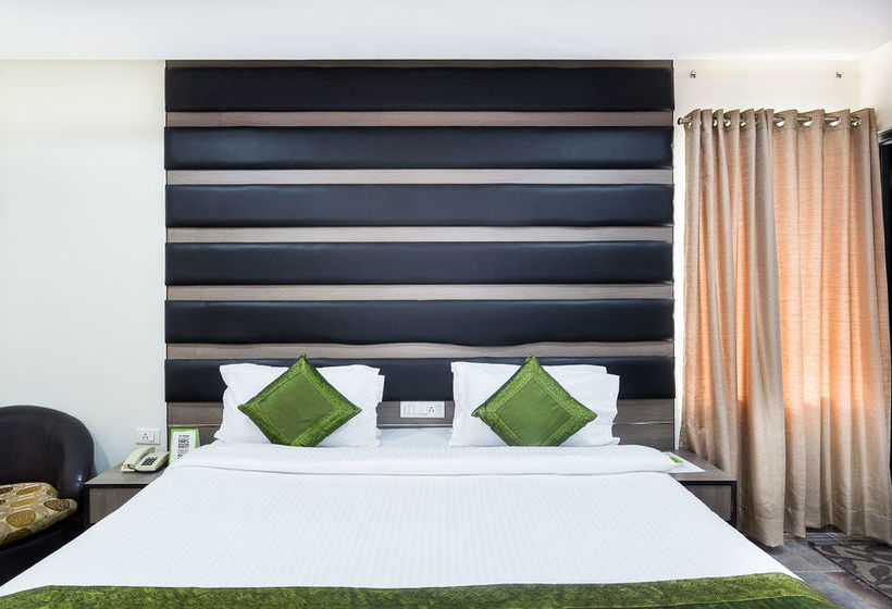 Hotel Treebo Fort Club 16