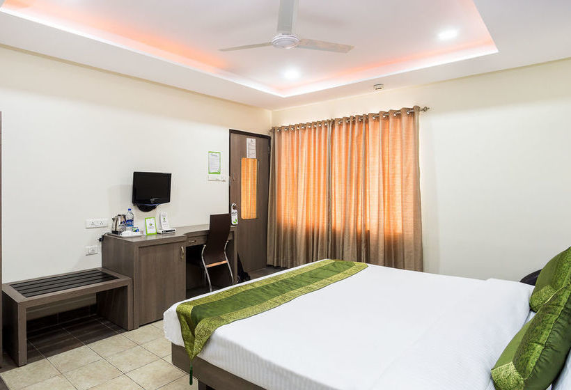 Hotel Treebo Fort Club 19