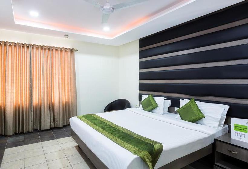 Hotel Treebo Fort Club 7