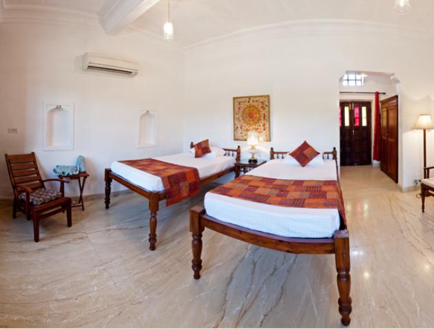 Hotel Deo Bagh 8