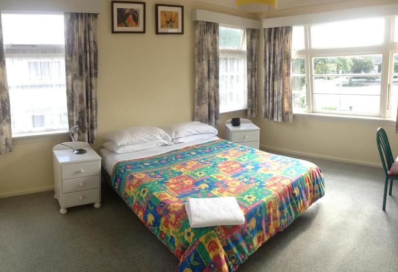 Hotel Penny S Accommodation 9