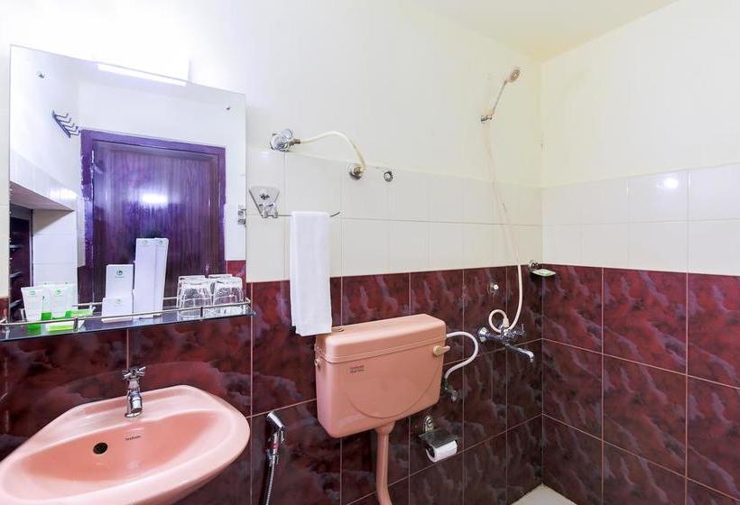 Hotel Treebo The Royal Heritage 17