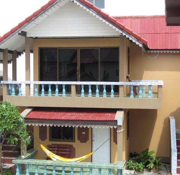 Hotel Charung Bungalows 13