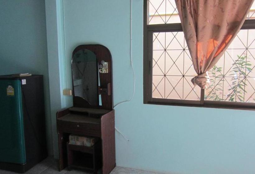 Hotel Charung Bungalows 15