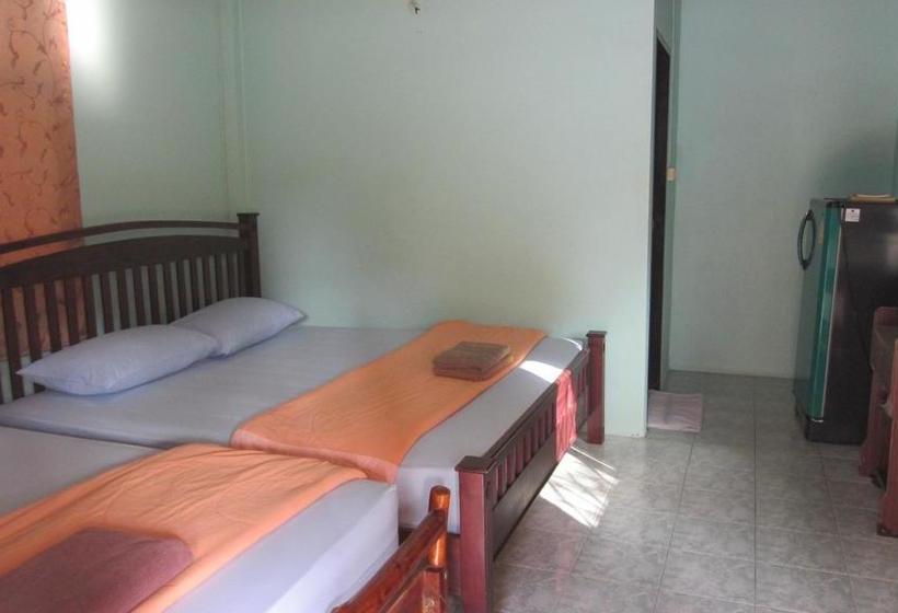 Hotel Charung Bungalows 17