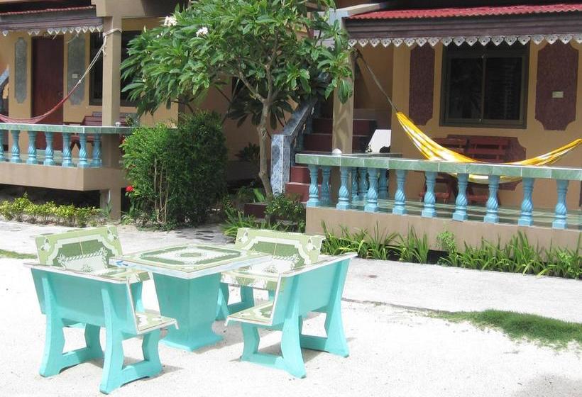 Hotel Charung Bungalows 2