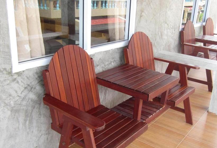 Hotel Charung Bungalows 7