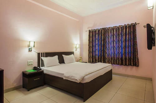 Hotel Shubham Majesty 4