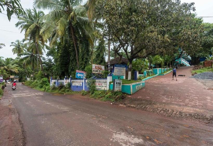 Hotel Oyo Stayout For Partying At Club Cabana 13