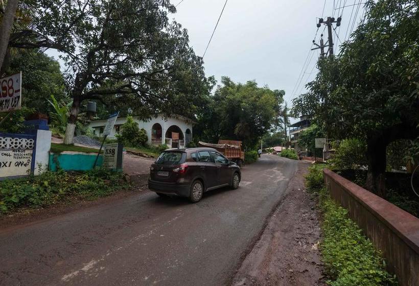 Hotel Oyo Stayout For Partying At Club Cabana 8