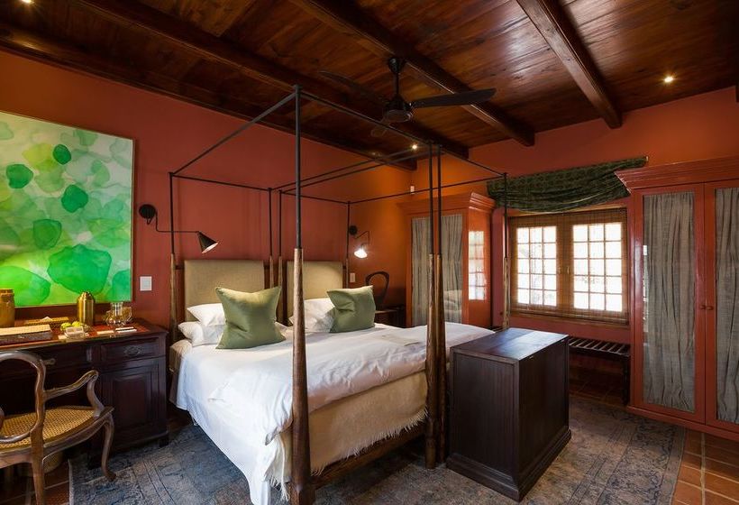 Pension Akademie Street Boutique Hotel & Guesthouses 18