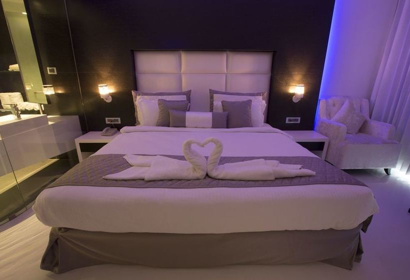 The E Hotel At Eskay Resorts 14