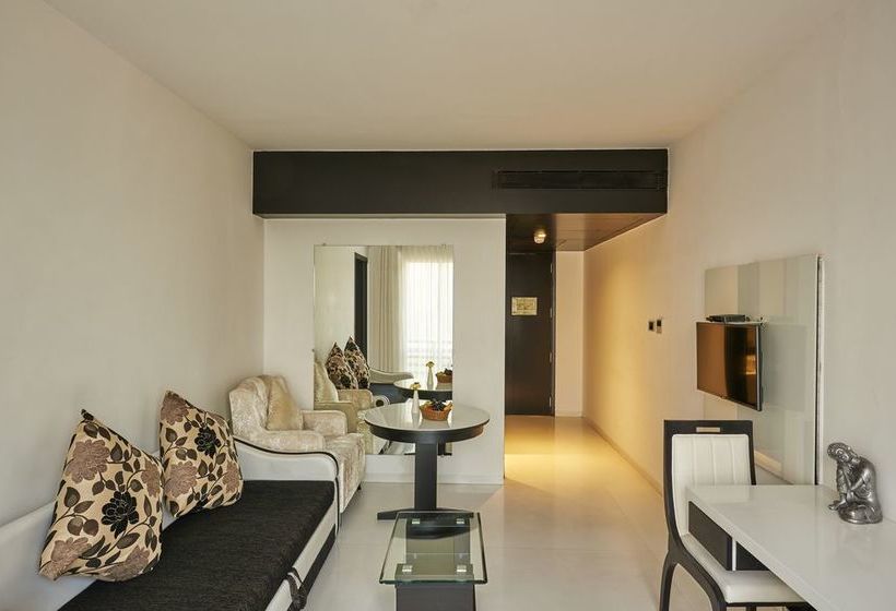 The E Hotel At Eskay Resorts 19