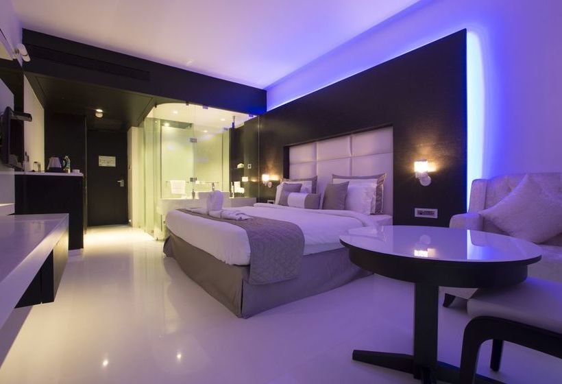 The E Hotel At Eskay Resorts 7