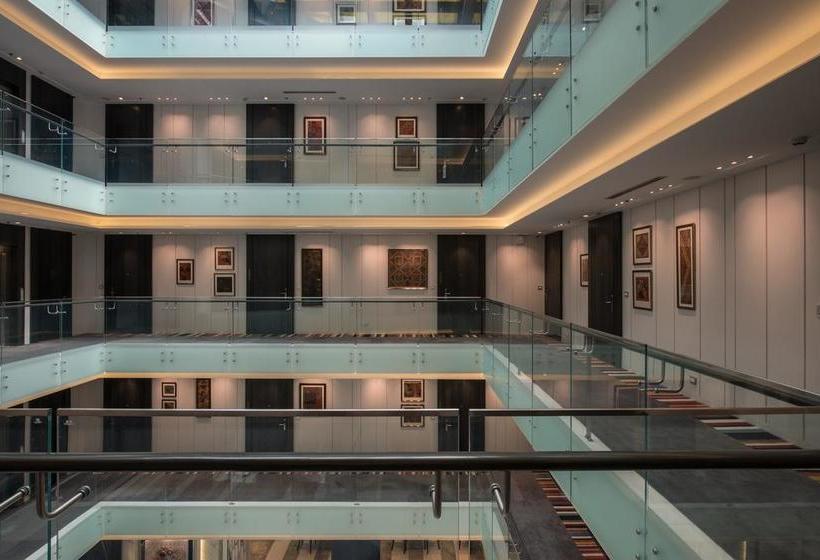 Hotel Eastin Residences Vadodara 2