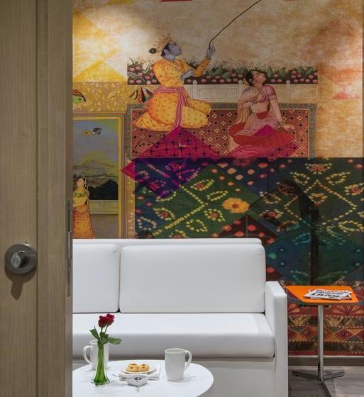 Hotel Eastin Residences Vadodara 7