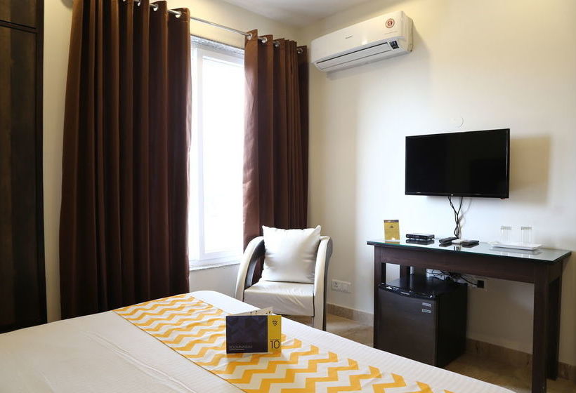 Fabhotel Daffodils Inn 10