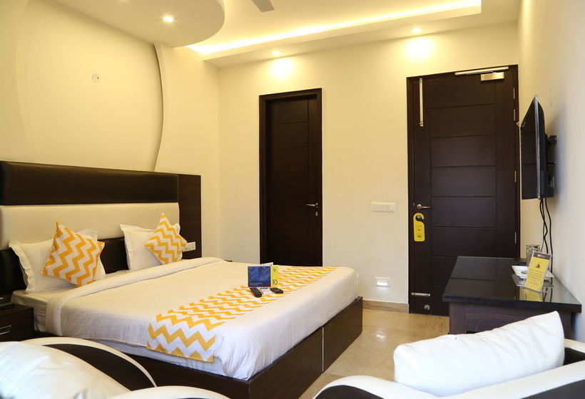 Fabhotel Daffodils Inn 14