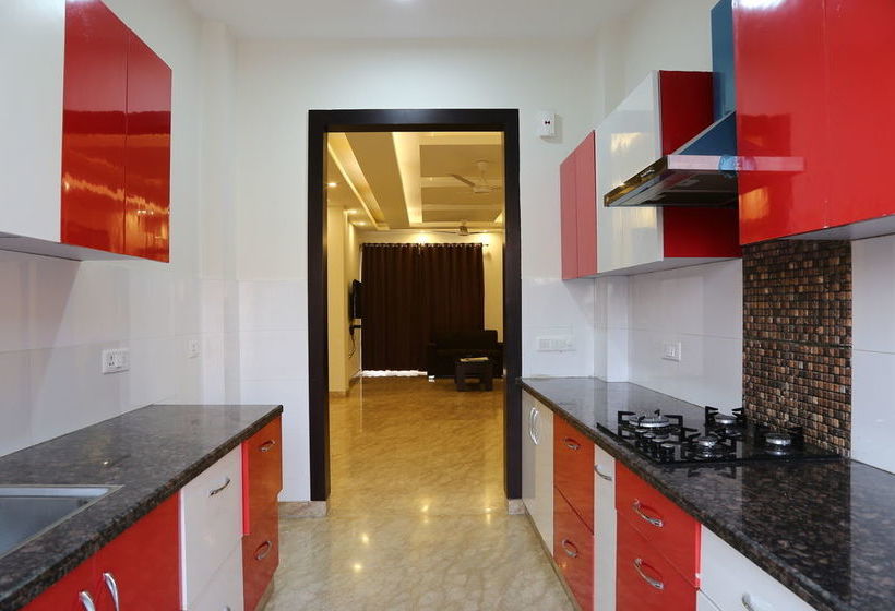 Fabhotel Daffodils Inn 19