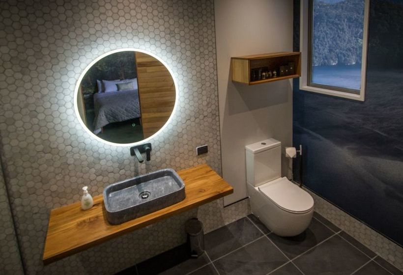 Hotel The Cinema Suites 16