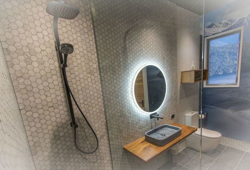 Hotel The Cinema Suites 17