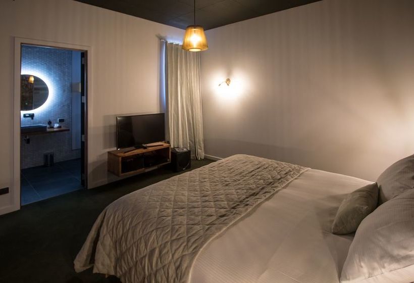 Hotel The Cinema Suites 7