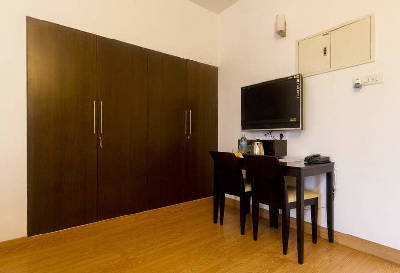 Fabhotel Iberis Sholinganallur 18