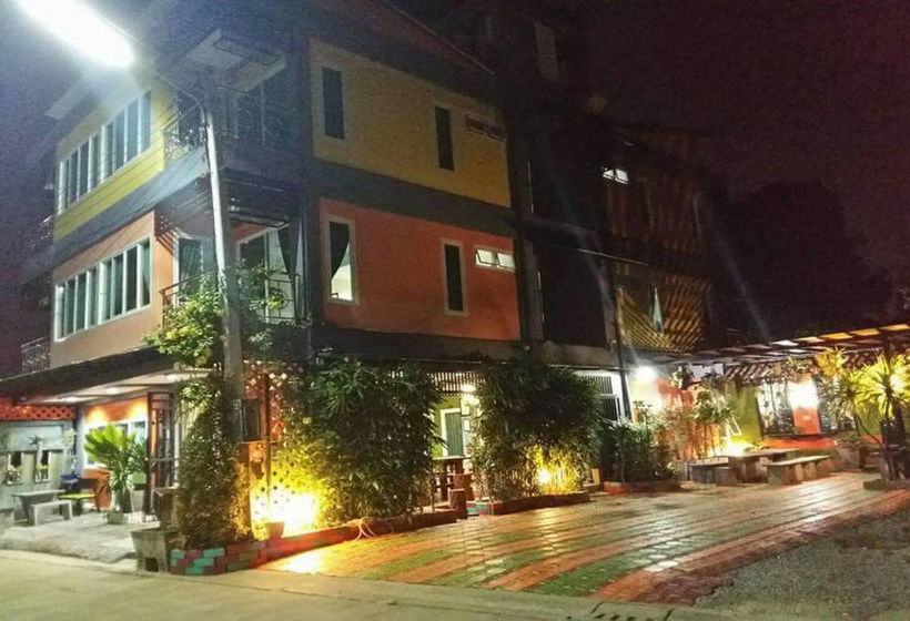 Pensión Raiwin Place Trang