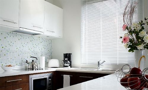 Kata Gardens Luxury Holiday Apartment 11