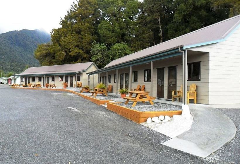 Fox Glacier Motel & Holiday Park 10