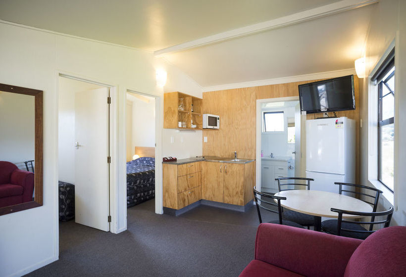 Fox Glacier Motel & Holiday Park 11