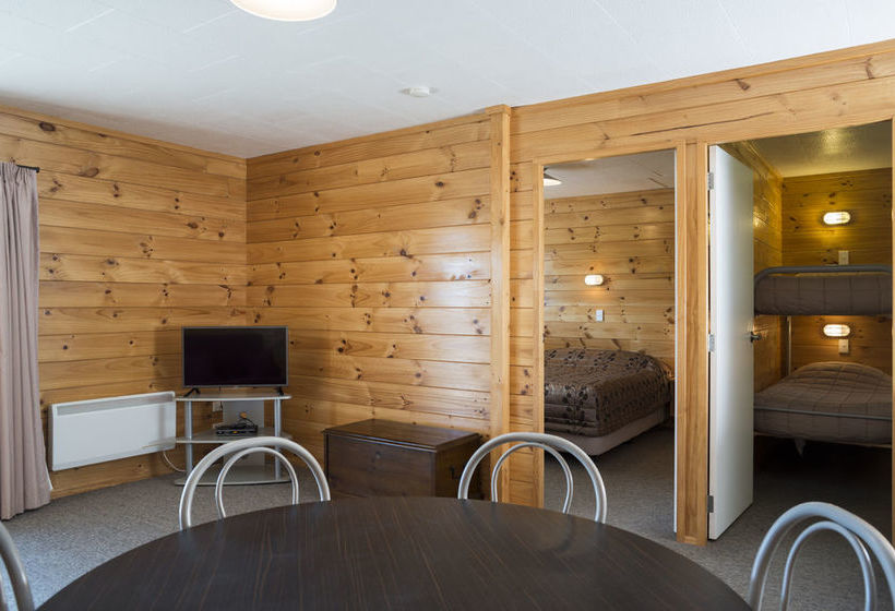 Fox Glacier Motel & Holiday Park 13