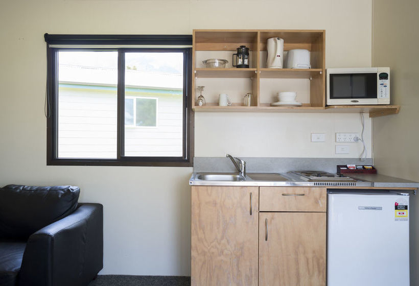 Fox Glacier Motel & Holiday Park 14