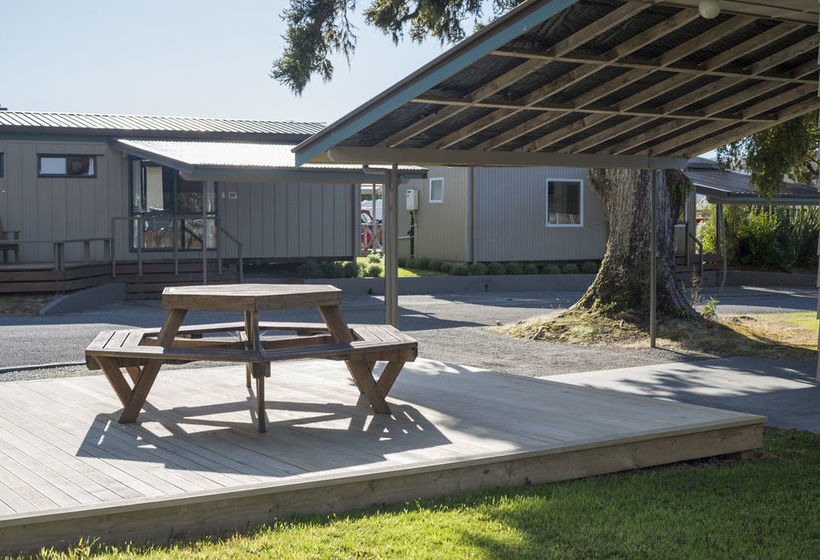 Fox Glacier Motel & Holiday Park 17