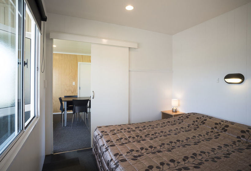 Fox Glacier Motel & Holiday Park 4