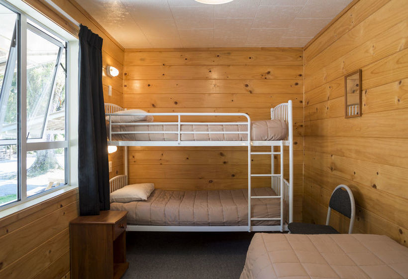 Fox Glacier Motel & Holiday Park 7