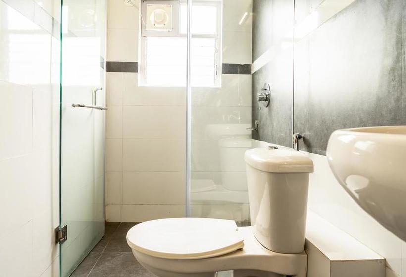 Hotel Treebo House Khas 9